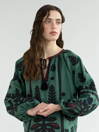girl in vyshyvanka